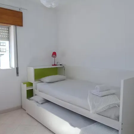2 Bed - Sleeps 4 - Balcony - Centre Apartamento *