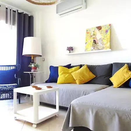 2 Bed - Sleeps 4 - Balcony - Centre Apartamento *