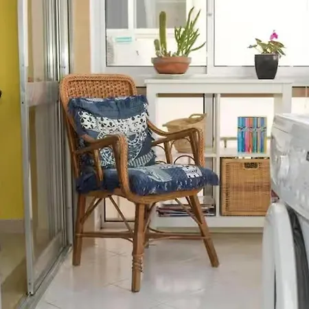 2 Bed - Sleeps 4 - Balcony - Centre Apartamento *